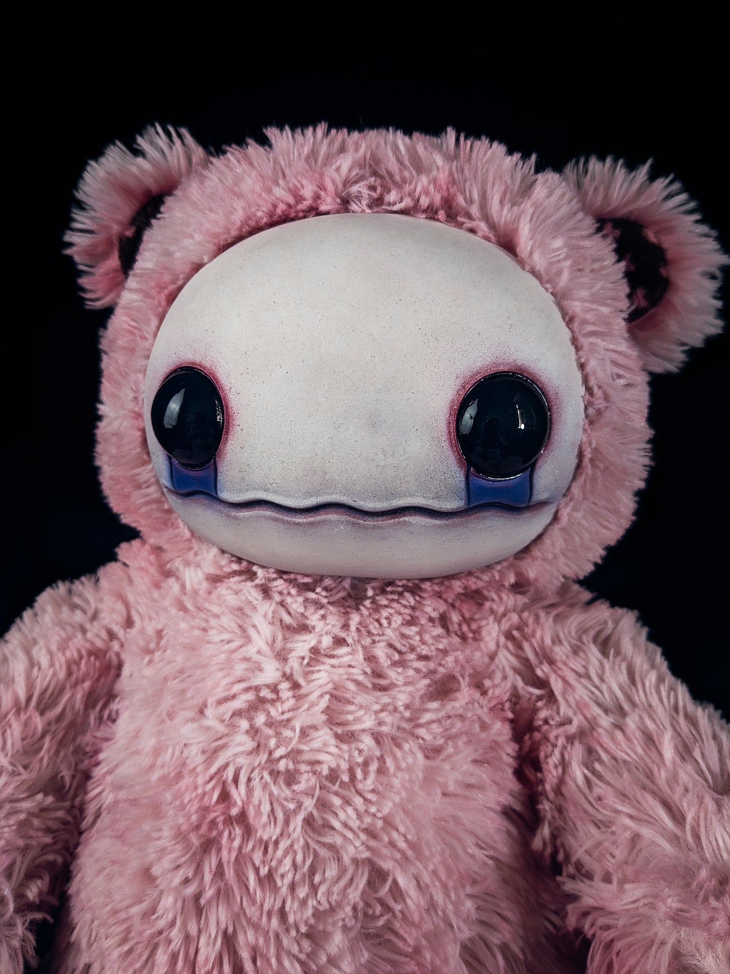 Fuzzy Furrington (Pink Inferno Ver.) - CRYPTCRITZ Monster Art Doll Plush Toy