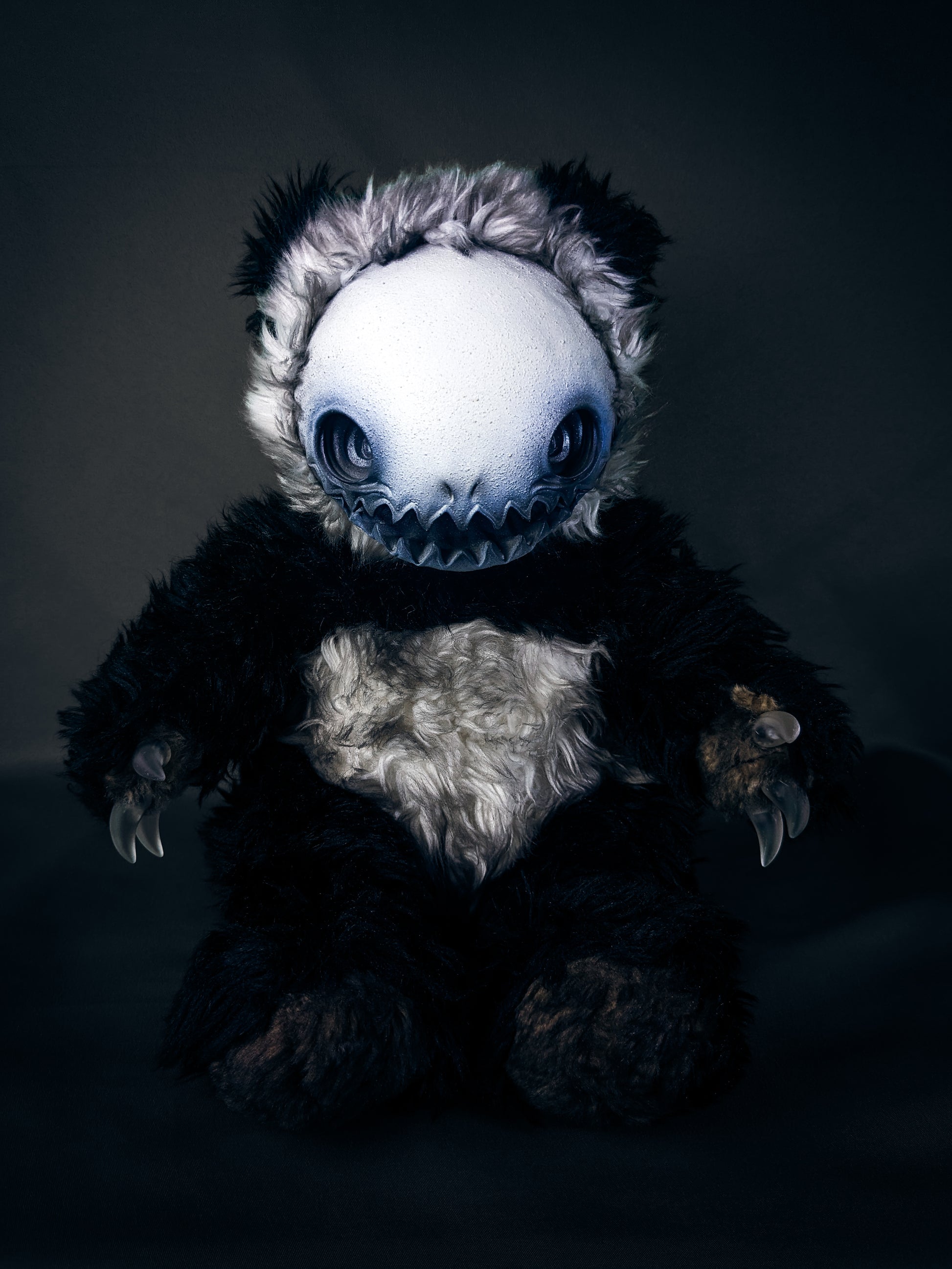 Pandageist: HALUWO - CRYPTCRITZ Handmade Creepy Cute Ghost Art Doll Plush Toy for Alternative Maidens