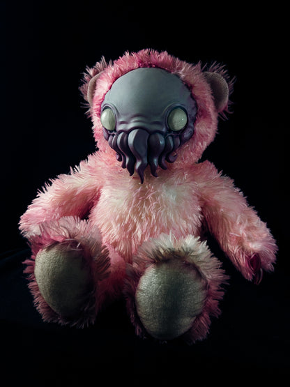 Pink Pantheon: ELDINUTH - CRYPTCRITZ Handcrafted Lovecraftian Cthulhu Art Doll Plush Toy for Eldritch Entities