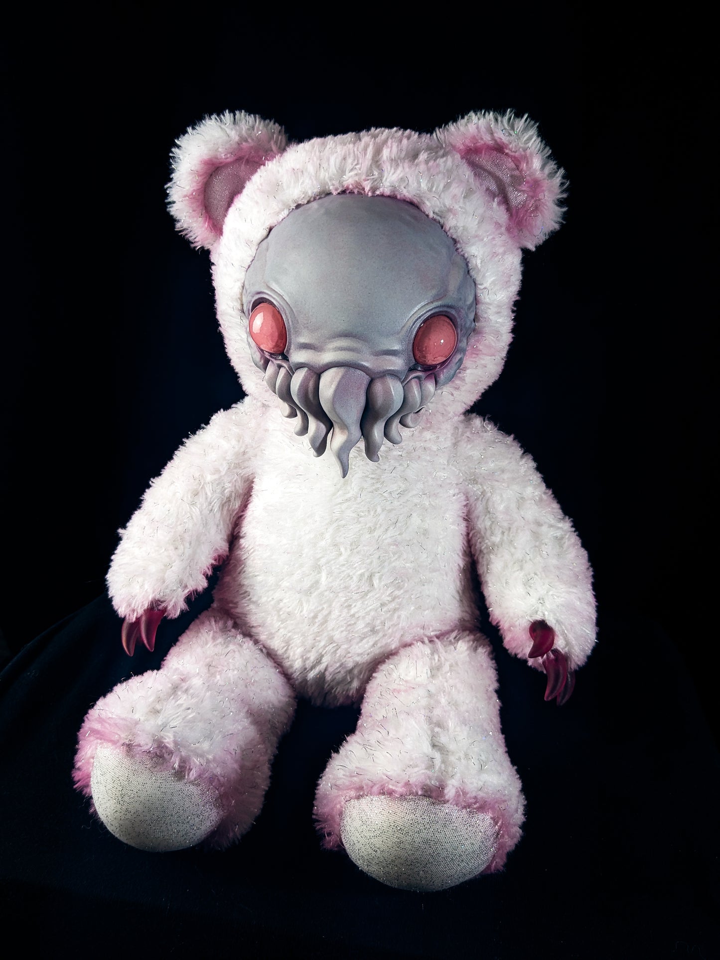 Shimmering Idol: ELDINUTH - CRYPTCRITS Handcrafted Lovecraftian Cthulhu Art Doll Plush Toy for Eldritch Entities