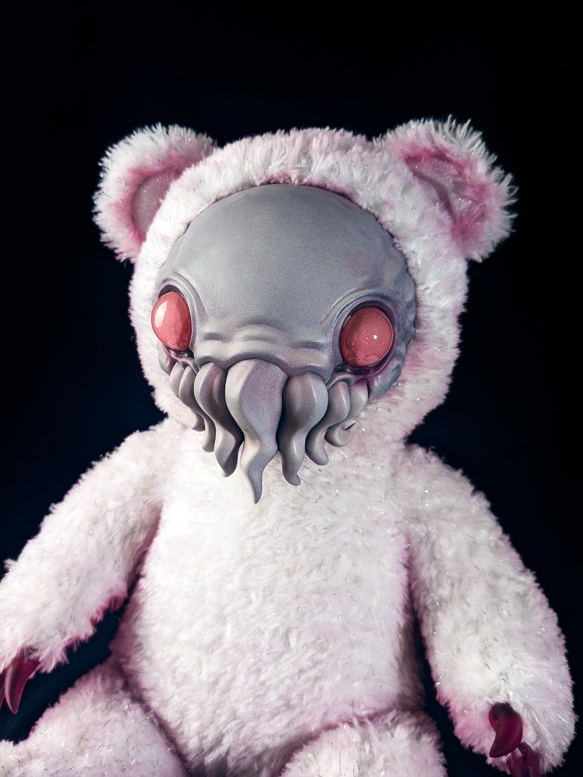 Shimmering Idol: ELDINUTH - CRYPTCRITS Handcrafted Lovecraftian Cthulhu Art Doll Plush Toy for Eldritch Entities