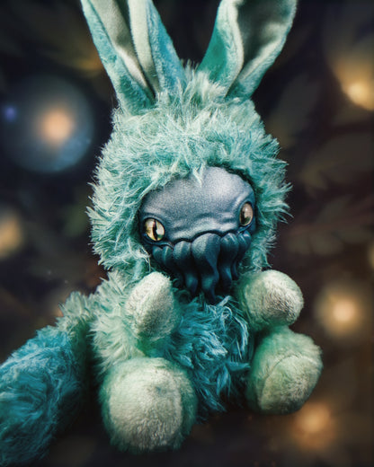 NEOTHUN - MINICRITS Cryptid Art Doll Plush Toy