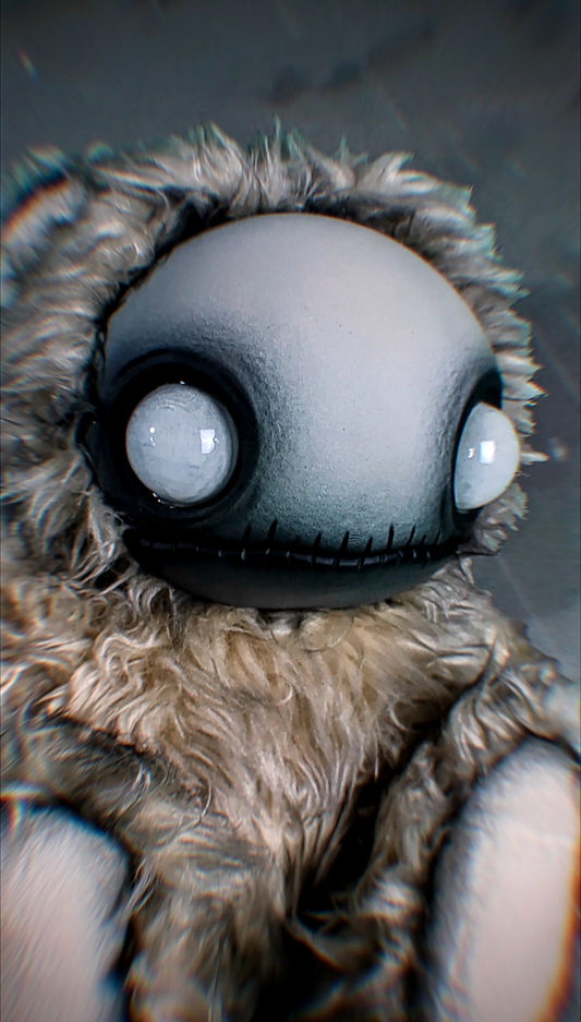 Locust (Corrupted Strain Ver.) - CRYPTCRITS Monster Art Doll Plush Toy