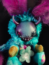 Load image into Gallery viewer, FRIEND Feralgum Flavour - Cryptid Art Doll Plush Toy
