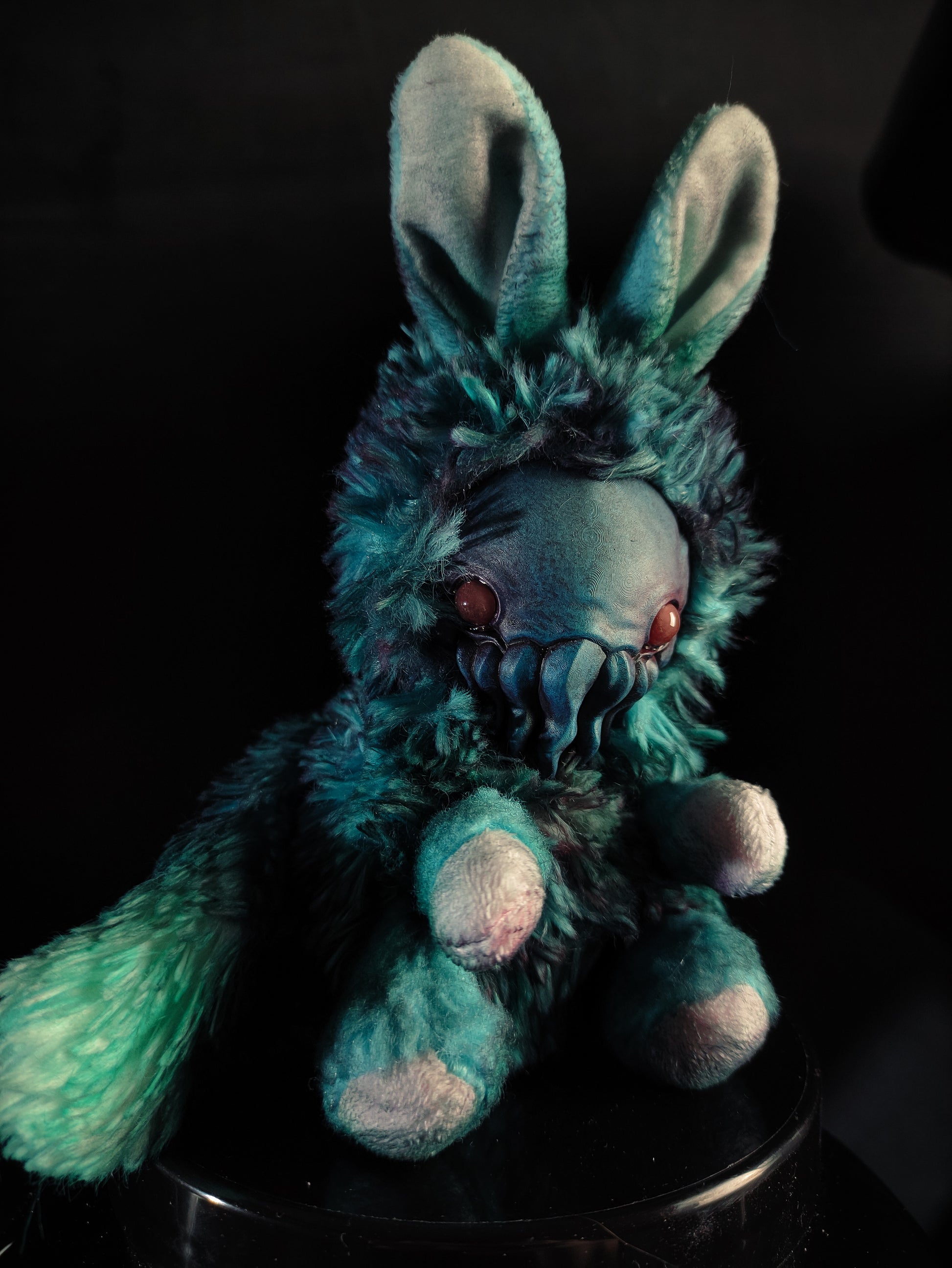 FRIENDTHULU Non-Euclidean Flavour - Cryptid Art Doll Plush Toy