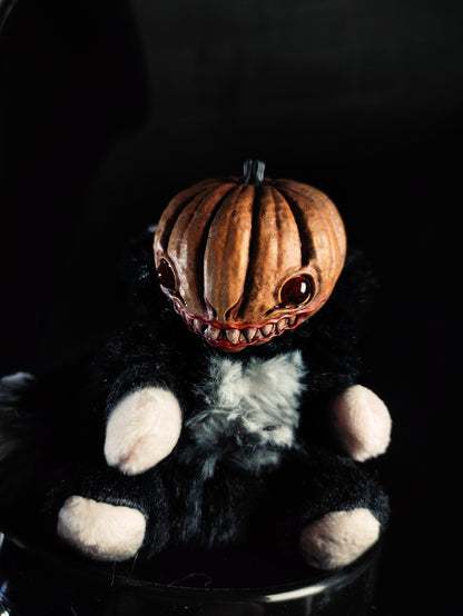 FRIEND Pumpkin Shadow II Flavour - Cryptid Art Doll Plush Toy