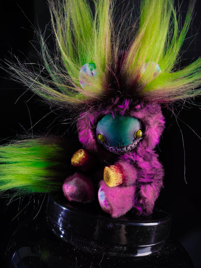 FRIEND Radioactive Flavour - Cryptid Art Doll Plush Toy