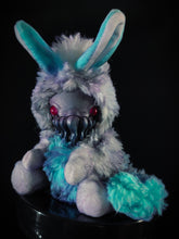 Load image into Gallery viewer, FRIENDTHULU Misty Madness Flavour - Cryptid Art Doll Plush Toy
