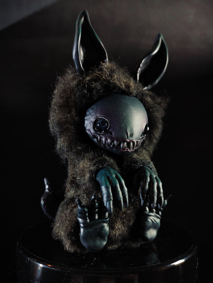 Sheeba - FORBIDDEN FRIENDS Art Toy