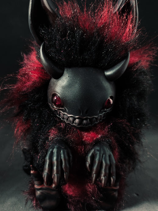 SHADE - FORBIDDEN FRIENDS Art Toy