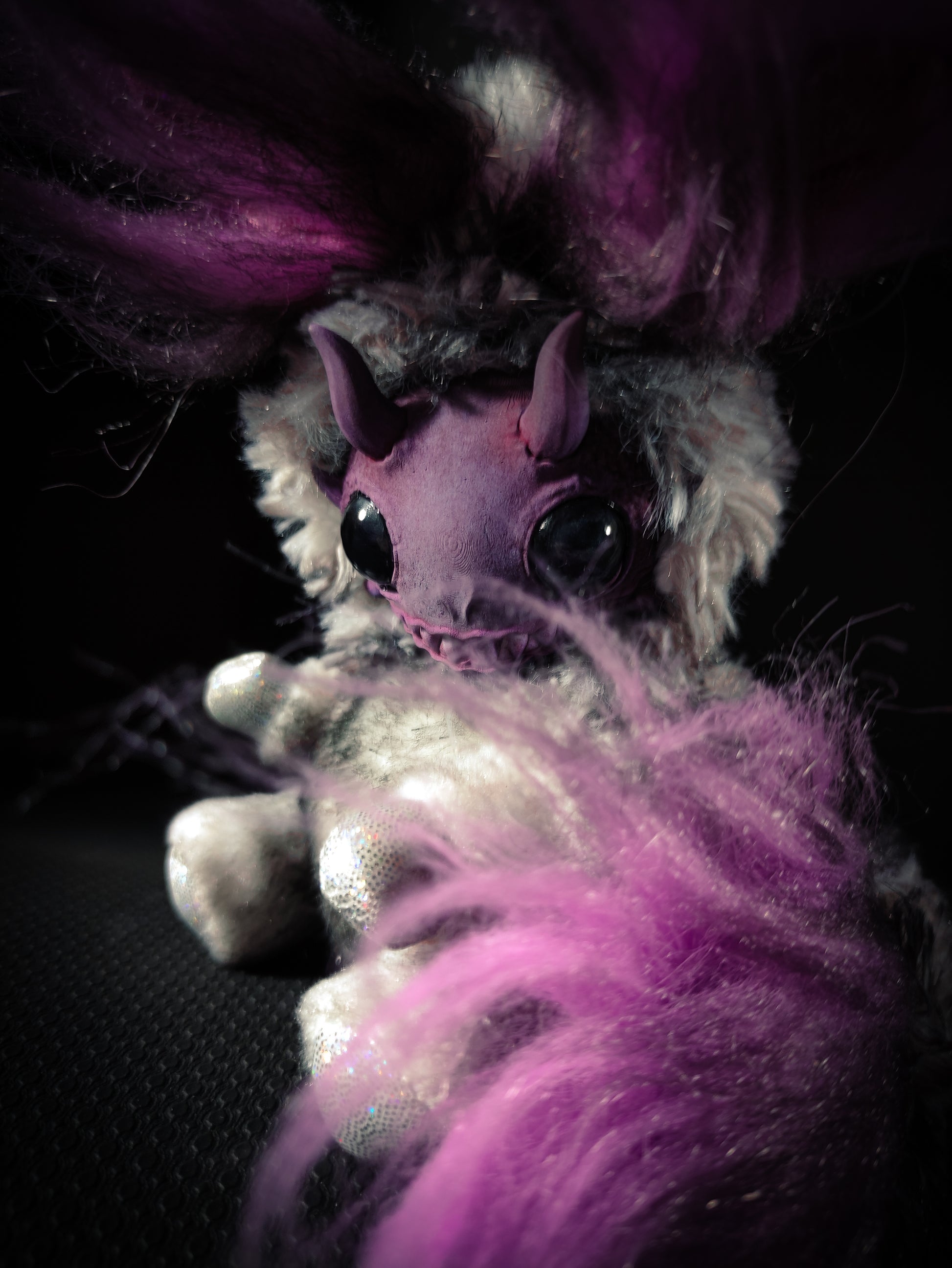 FRIENDPHIBIAN Violent Violet Flavour - Cryptid Art Doll Plush Toy