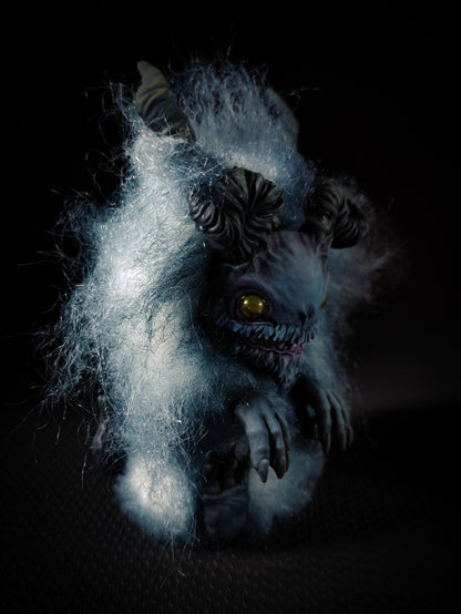 Wubartl - FORBIDDEN FRIENDS Art Toy
