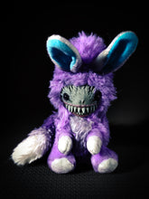 Load image into Gallery viewer, ABOMINABLE FRIEND Purple Present Flavour - Yeti Art Doll Plush Toy
