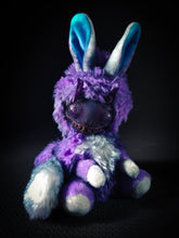 Load image into Gallery viewer, FRIENDPHIBIAN Vindictive Violet Flavour - Cryptid Art Doll Plush Toy
