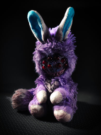 FRIECHNID Pastel Flavour - Cryptid Art Doll Plush Toy