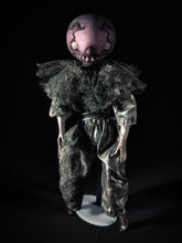 Load image into Gallery viewer, Yiikuth - Friend Forever Dolls
