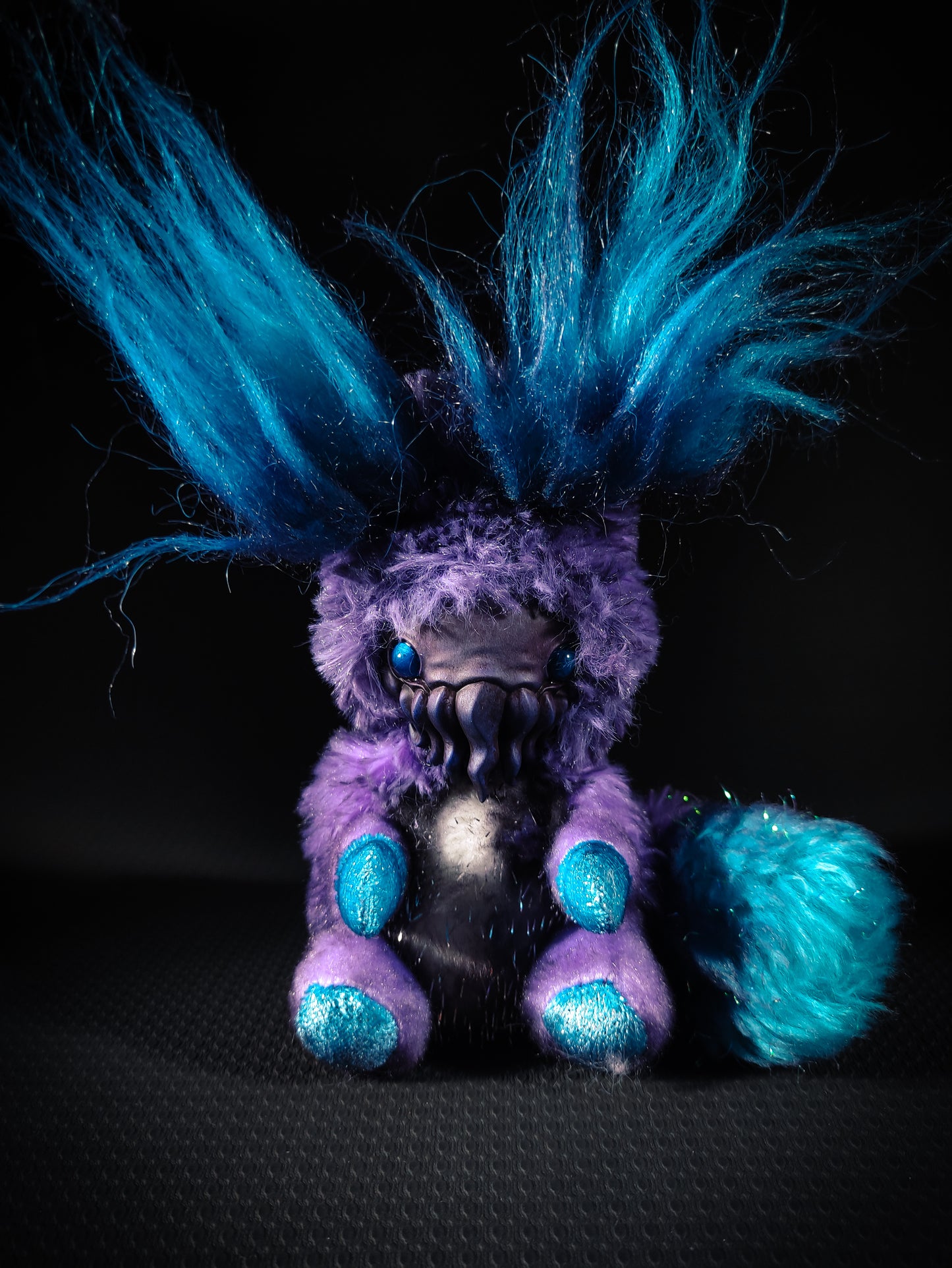 FRIENDTHULU Crystal Chaos Flavour - Cryptid Art Doll Plush Toy