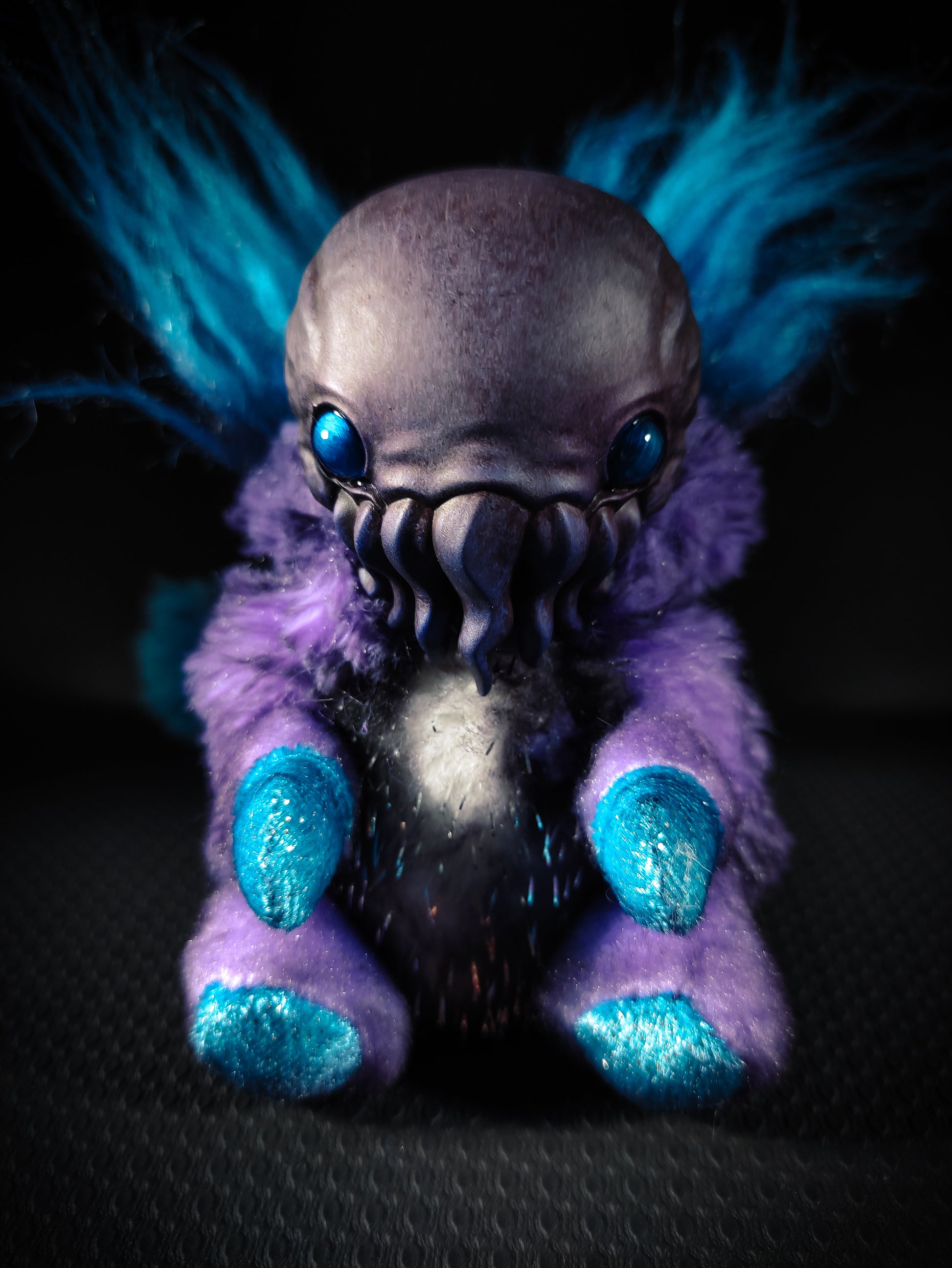 FRIENDTHULU Crystal Chaos Flavour - Cryptid Art Doll Plush Toy