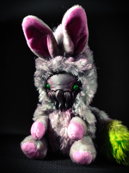 FRIENDTHULU Green God Flavour - Cryptid Art Doll Plush Toy