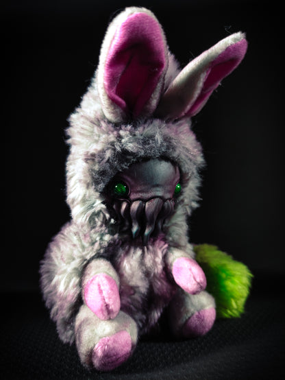 FRIENDTHULU Green God Flavour - Cryptid Art Doll Plush Toy