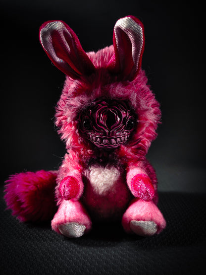FRIEND Bloody Bouquet Flavour - Cryptid Art Doll Plush Toy