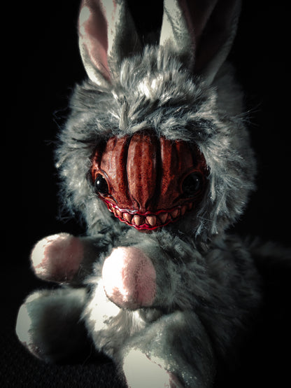 FRIEND Drained Pumpkin Flavour - Cryptid Art Doll Plush Toy