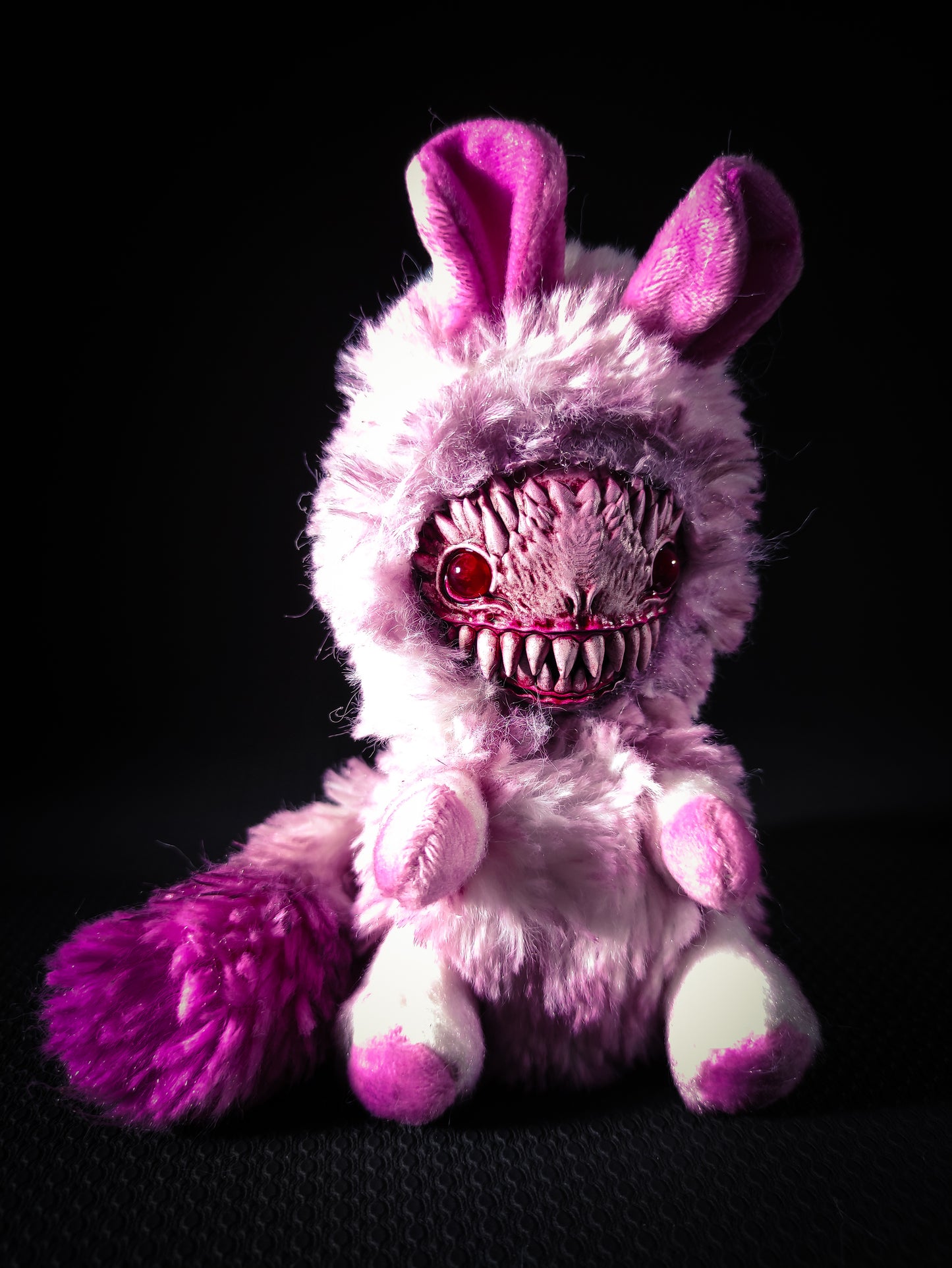 ABOMINABLE FRIEND Pink Frost Flavour - Yeti Art Doll Plush Toy