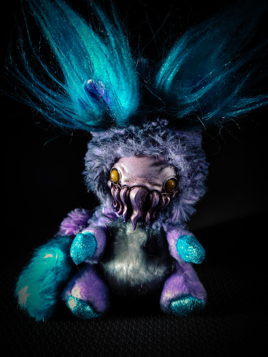 FRIENDTHULU Seasick Flavour - Cryptid Art Doll Plush Toy