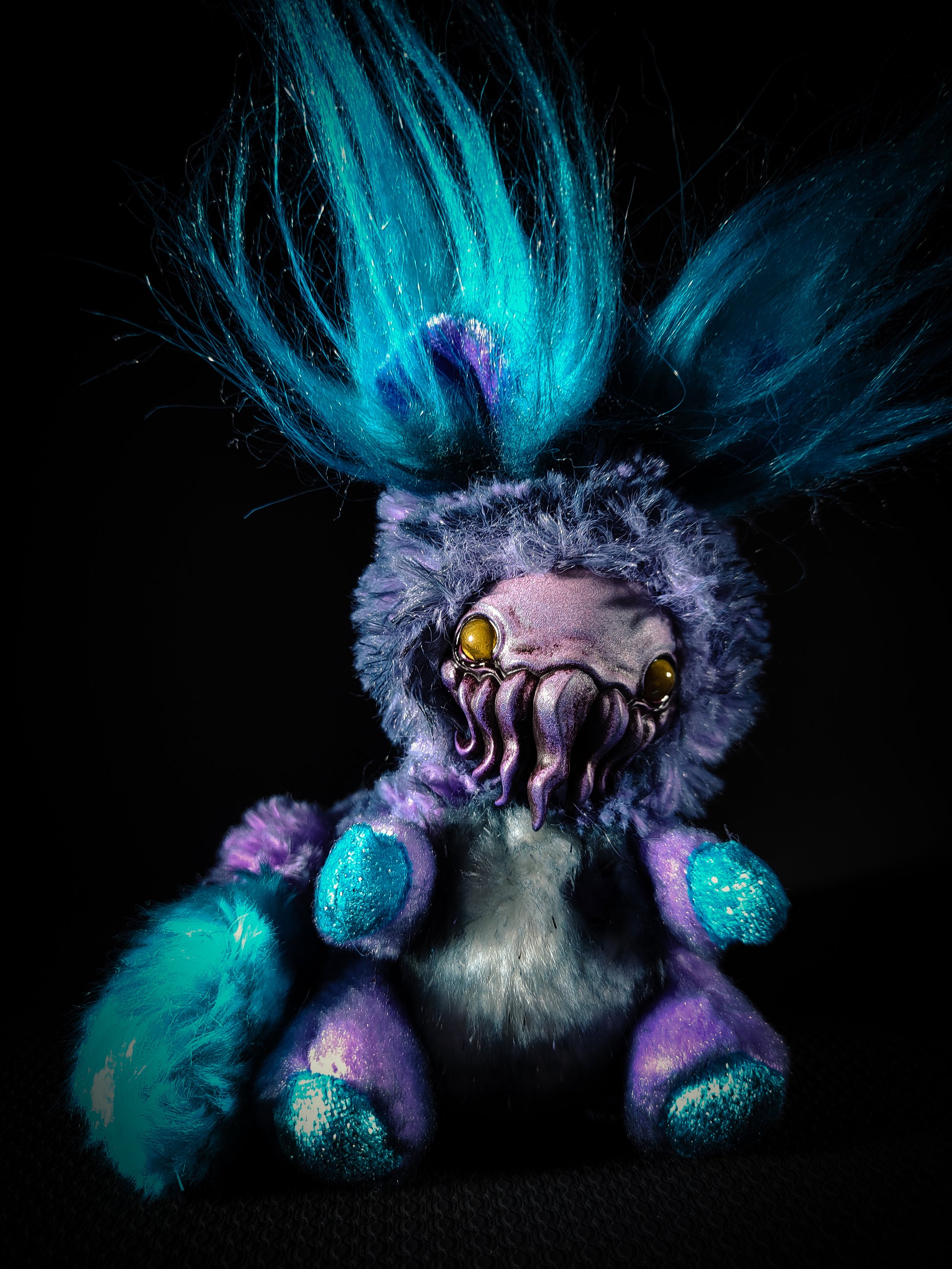 FRIENDTHULU Seasick Flavour - Cryptid Art Doll Plush Toy