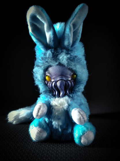 FRIENDTHULU Blue Odyssey Flavour - Cryptid Art Doll Plush Toy