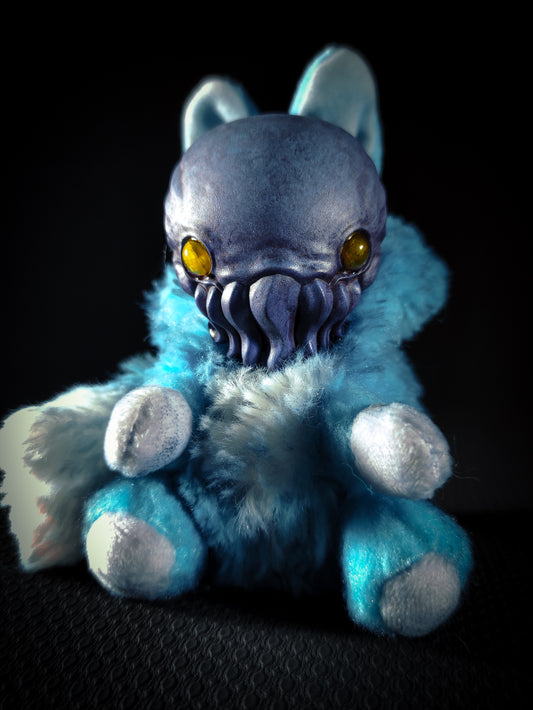 FRIENDTHULU Blue Odyssey Flavour - Cryptid Art Doll Plush Toy