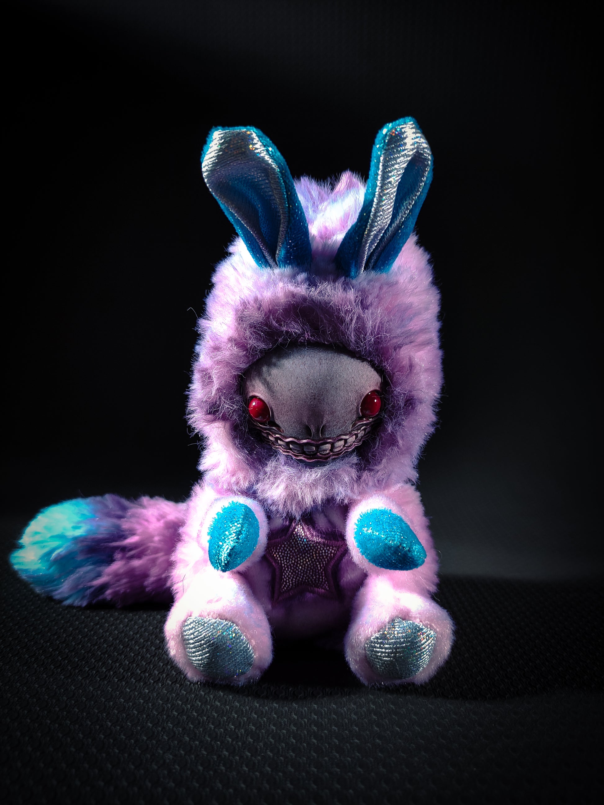 FRIEND Carnivorous Candy Flavour - Cryptid Art Doll Plush Toy