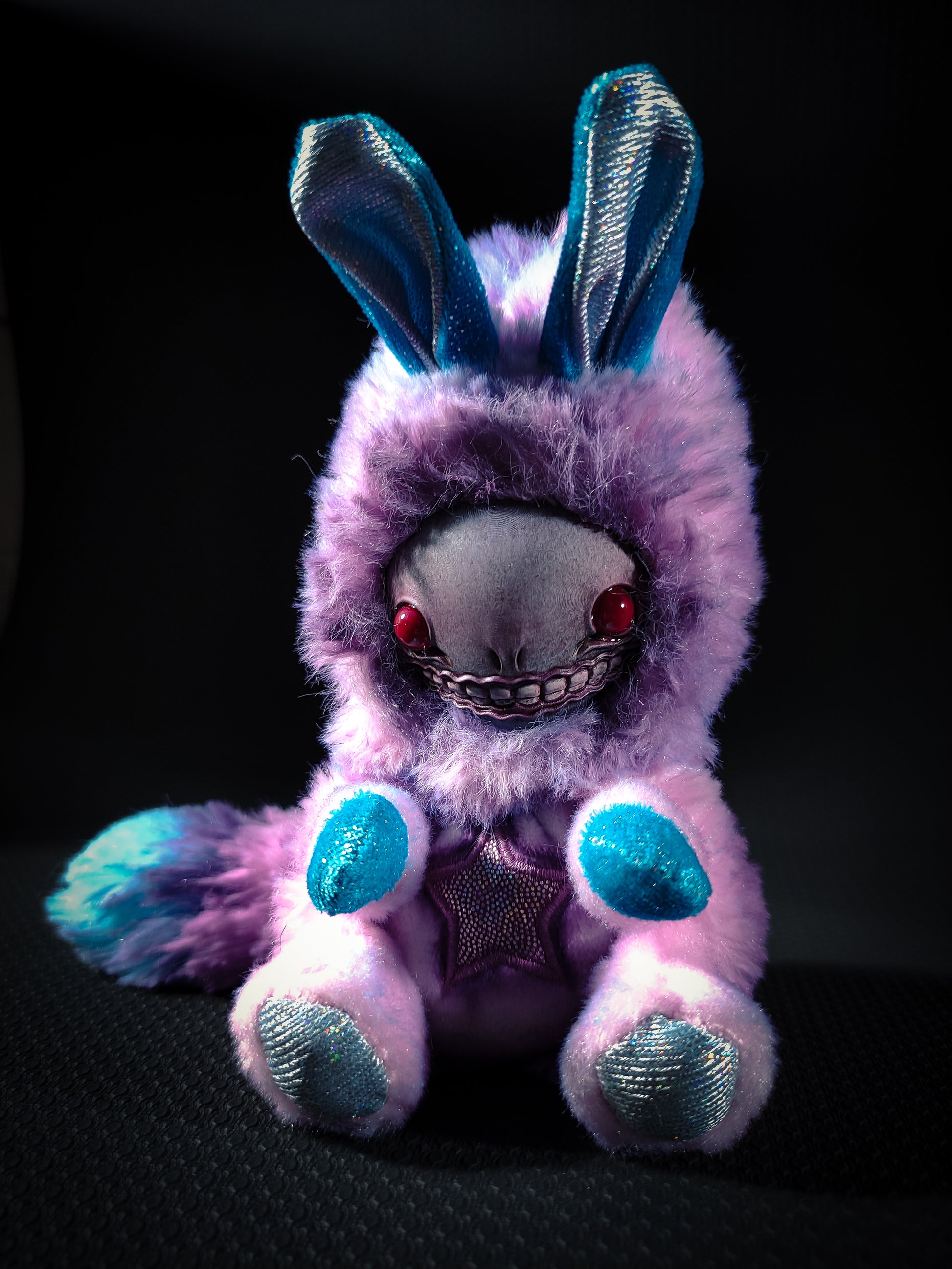 FRIEND Carnivorous Candy Flavour - Cryptid Art Doll Plush Toy