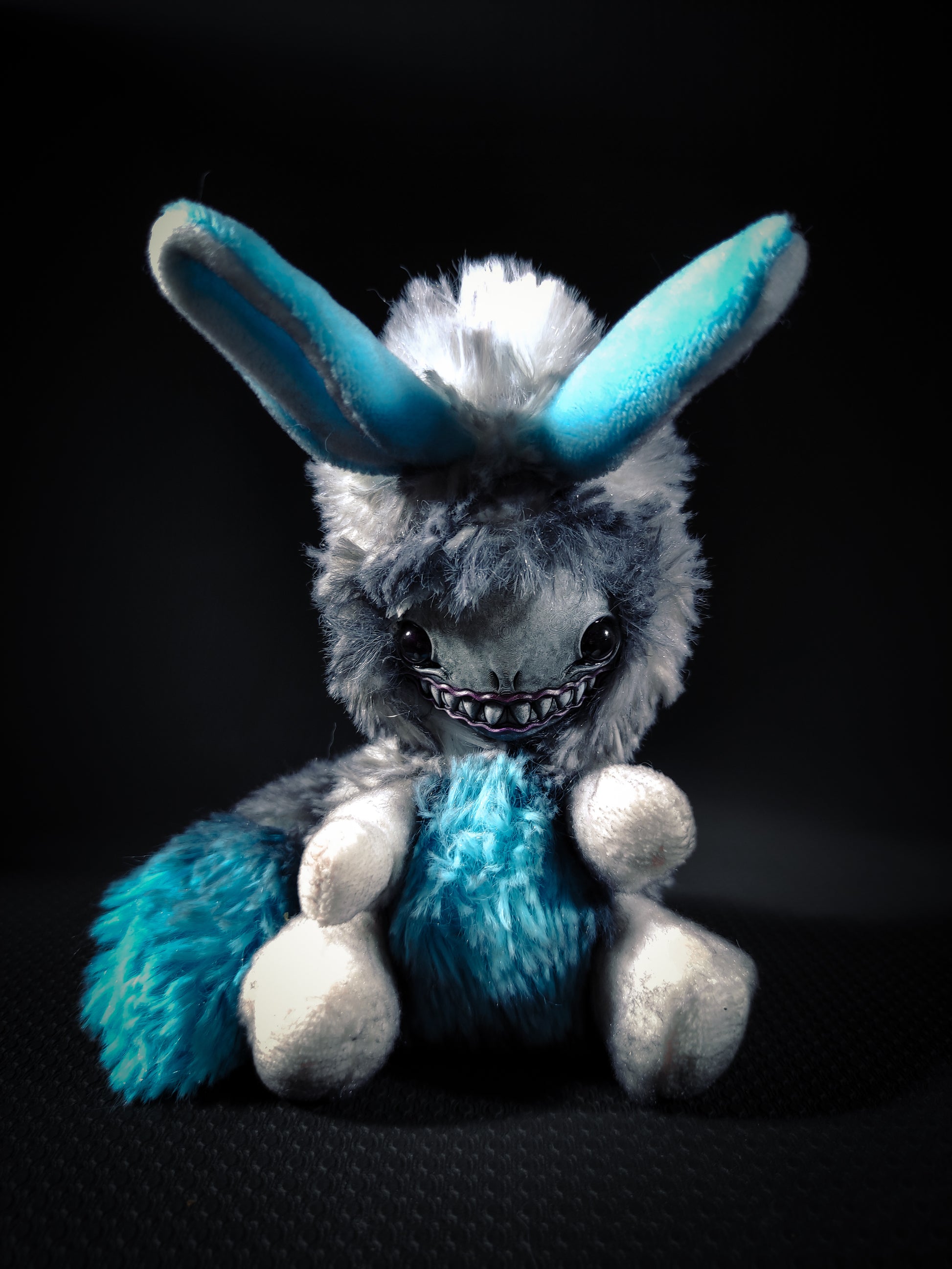 FRIEND Icey Hollow Flavor - Cryptid Art Doll Plush Toy