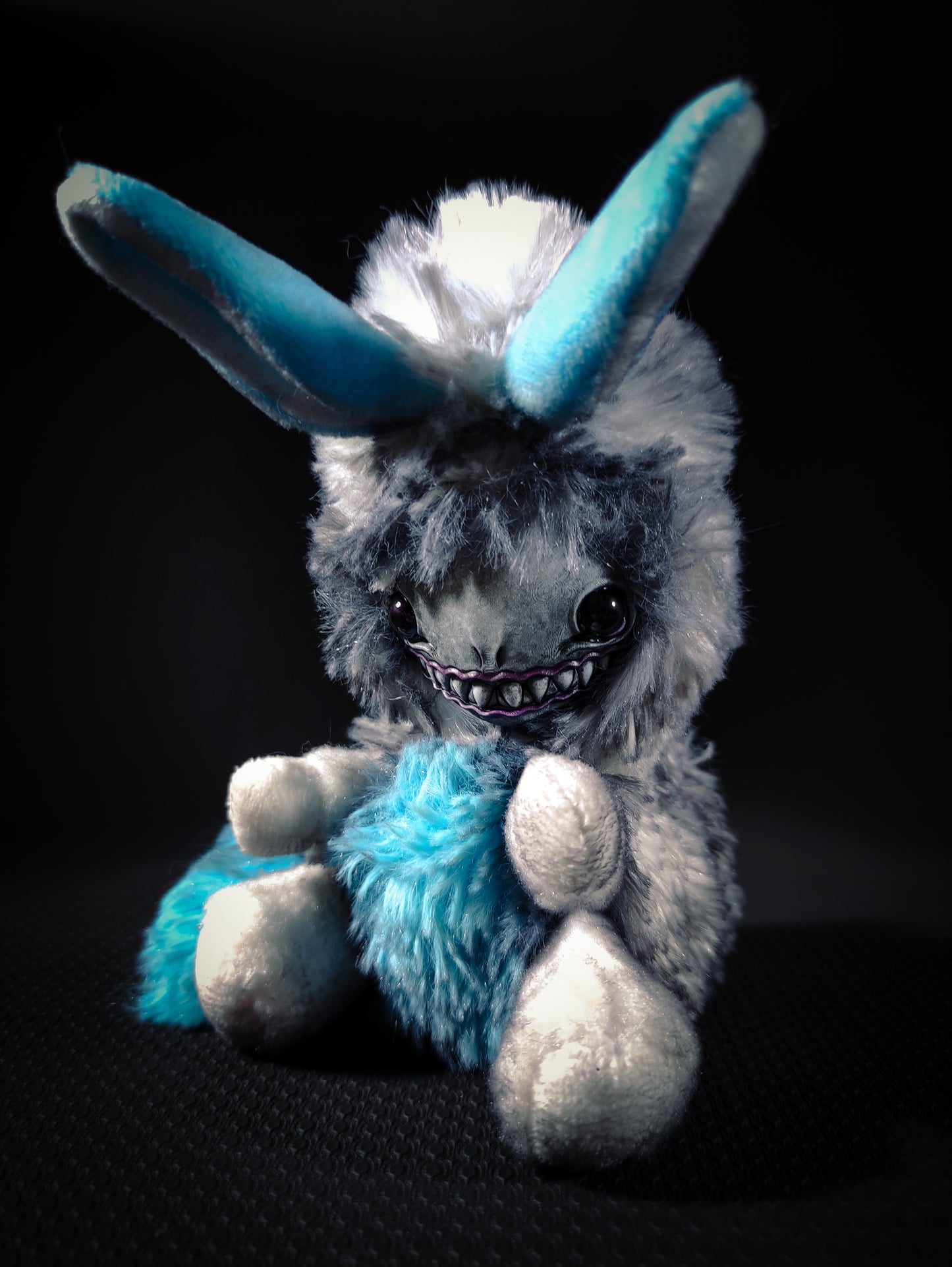 FRIEND Icey Hollow Flavor - Cryptid Art Doll Plush Toy