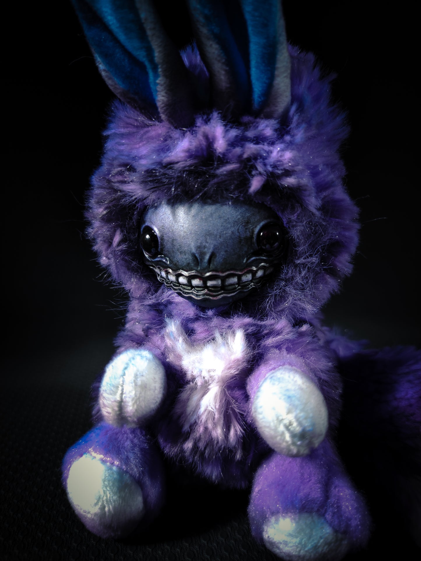 FRIEND Moonlight Muncher Flavour - Cryptid Art Doll Plush Toy