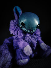Load image into Gallery viewer, FRIEND Gloom Flavour - Cryptid Art Doll Plush Toy
