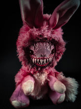 Load image into Gallery viewer, ABOMINABLE FRIEND Candy Mountain Flavour - Yeti Art Doll Plush Toy
