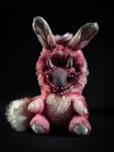 Load image into Gallery viewer, FRIENDPHIBIAN Aquatic Bliss Flavour - Cryptid Art Doll Plush Toy

