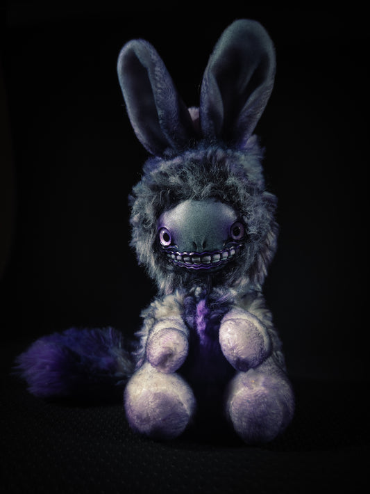 FRIEND Morbid Munch Flavour - Cryptid Art Doll Plush Toy