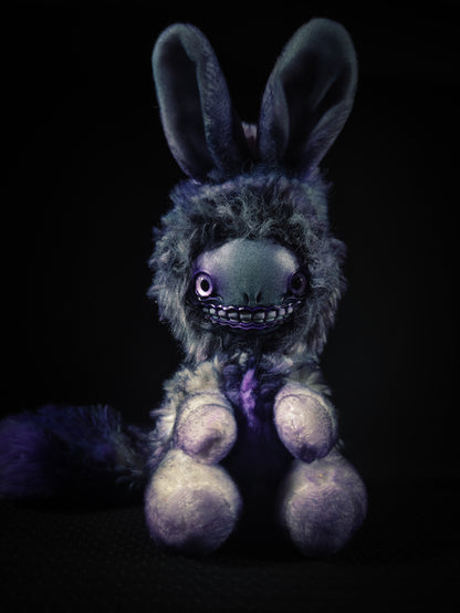 FRIEND Morbid Munch Flavour - Cryptid Art Doll Plush Toy
