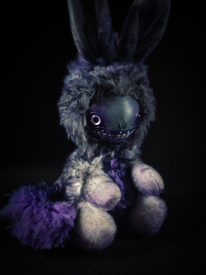 FRIEND Morbid Munch Flavour - Cryptid Art Doll Plush Toy