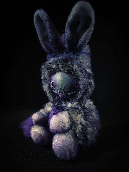FRIEND Morbid Munch Flavour - Cryptid Art Doll Plush Toy