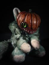 Load image into Gallery viewer, FRIEND Ghastly Pumpkin Flavour - Cryptid Art Doll Plush Toy

