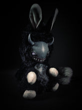 Load image into Gallery viewer, FRIEND Decay Flavour - Cryptid Art Doll Plush Toy
