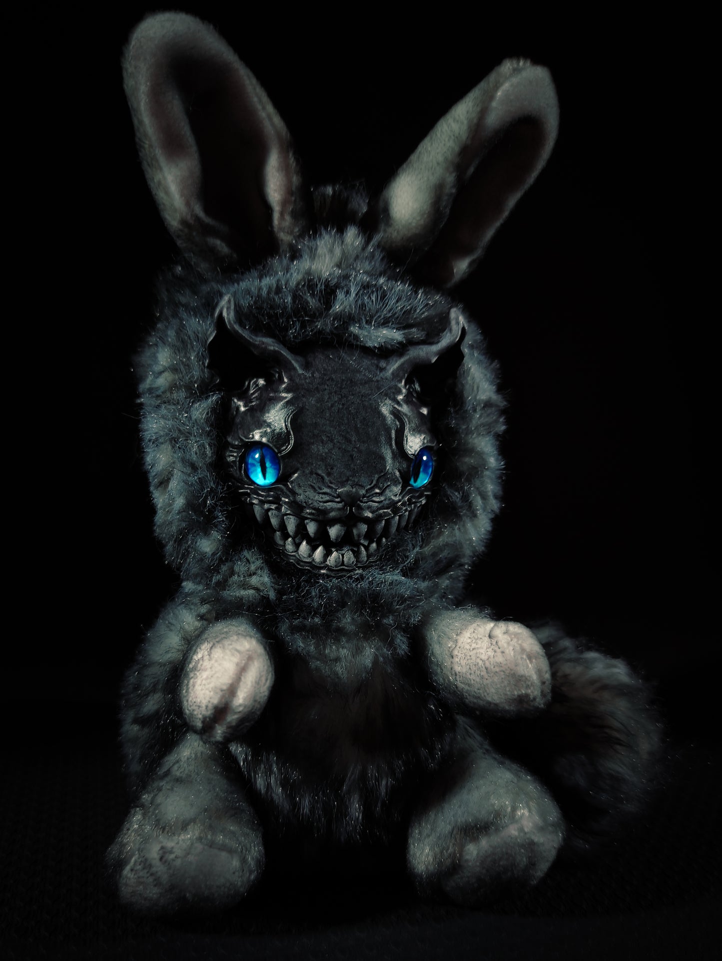 Saphinx - FIENDLINE Cryptid Art Doll Plush Toy