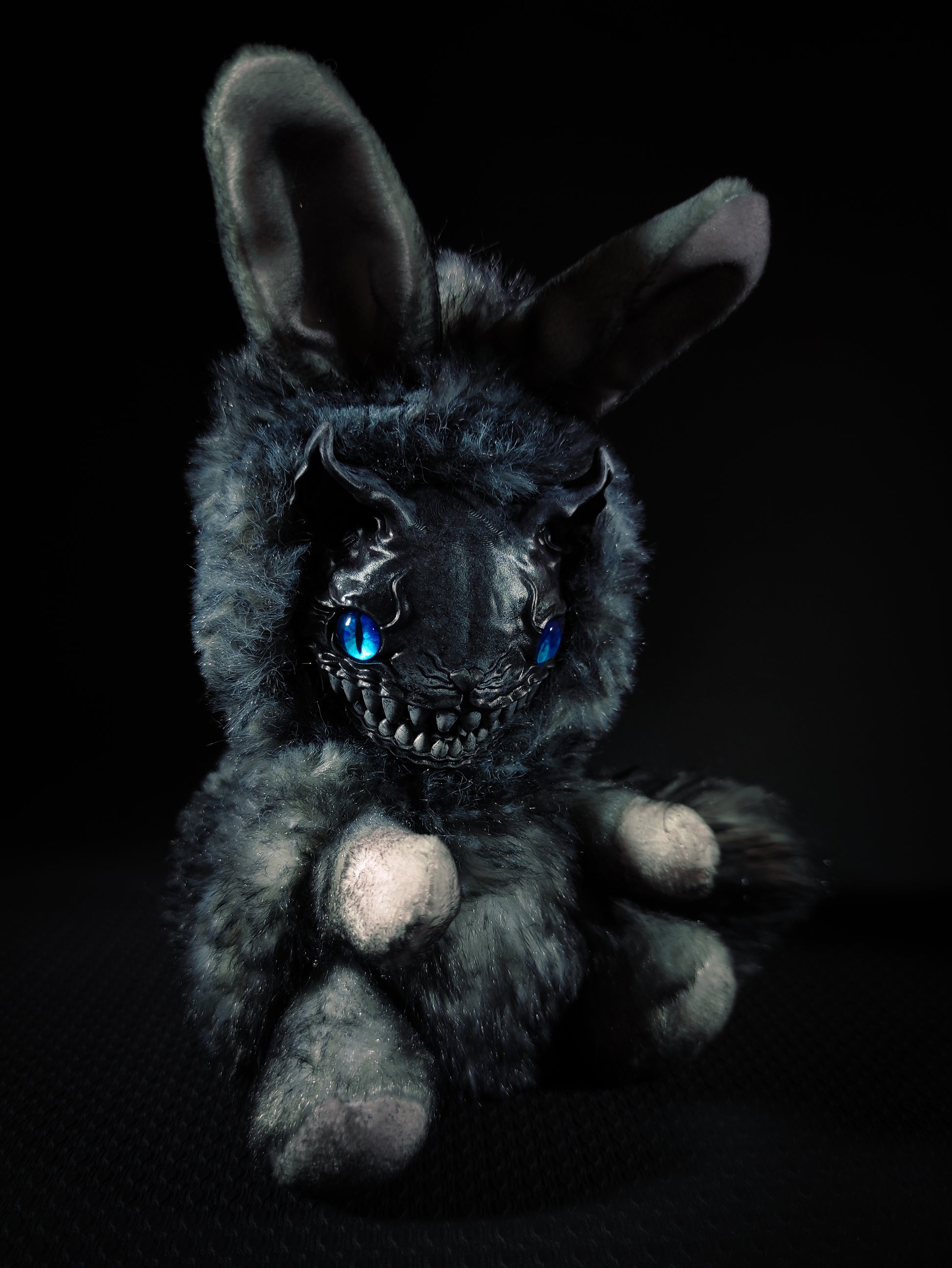 Saphinx - FIENDLINE Cryptid Art Doll Plush Toy