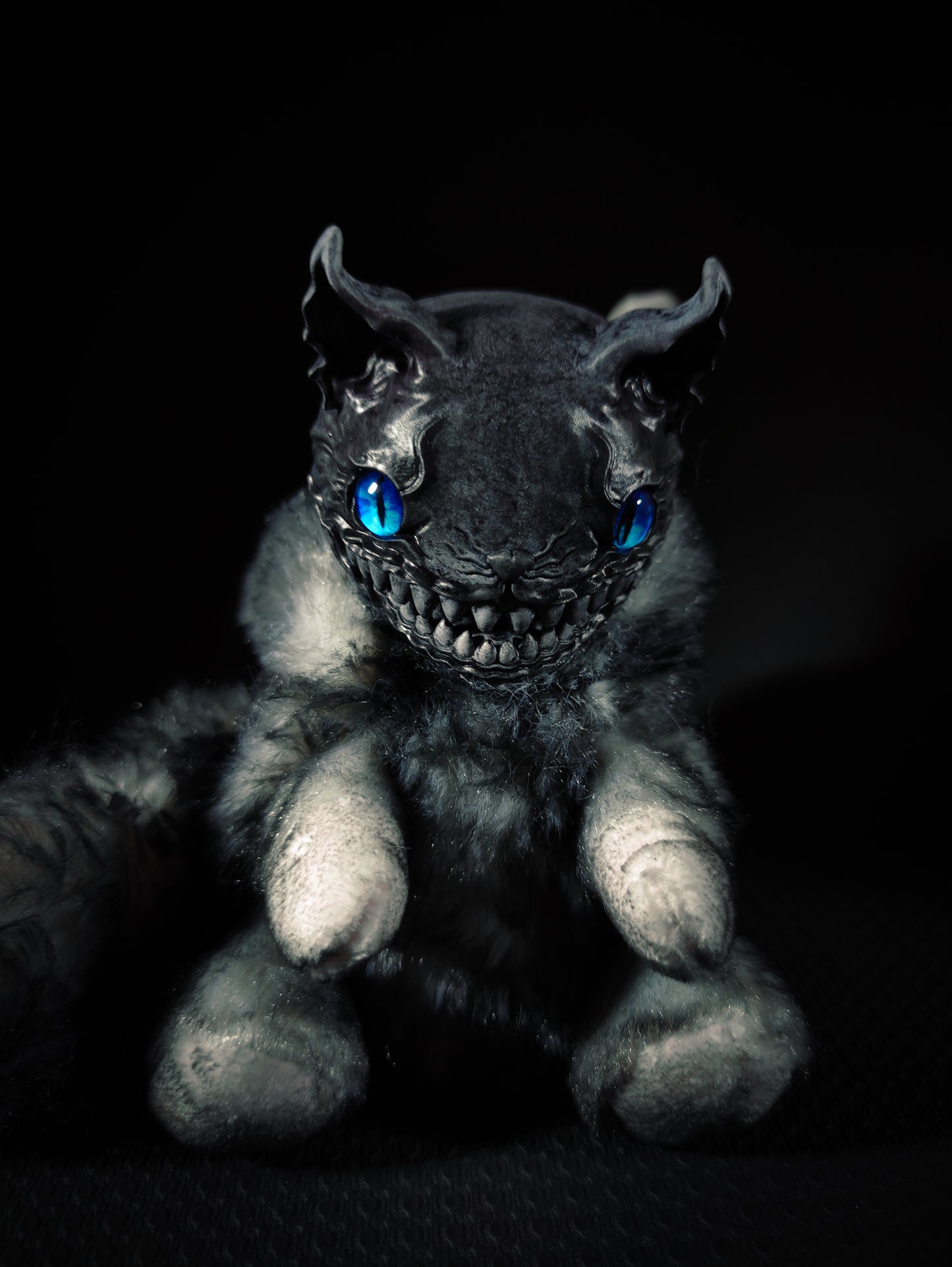 Saphinx - FIENDLINE Cryptid Art Doll Plush Toy