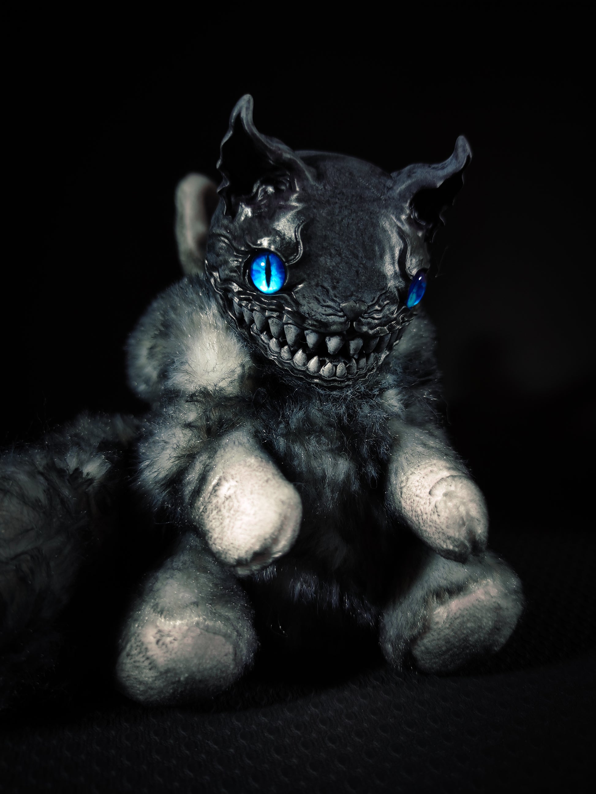 Saphinx - FIENDLINE Cryptid Art Doll Plush Toy