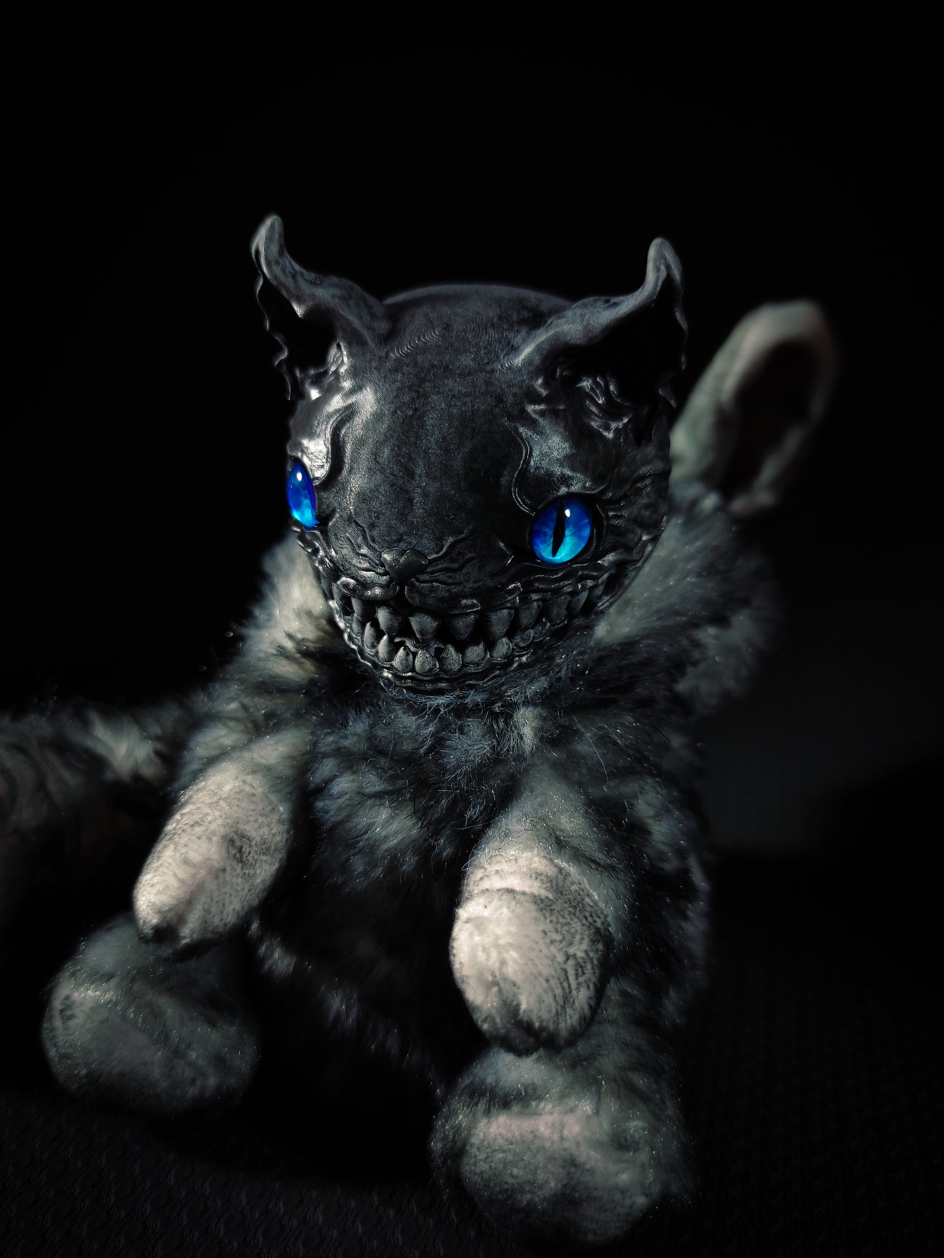 Saphinx - FIENDLINE Cryptid Art Doll Plush Toy
